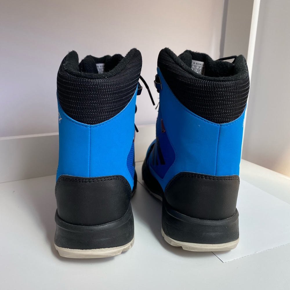 Adidas Terrex Climaproof Snow CP CW Kids Outdoor Walking Hiking Trail Boot